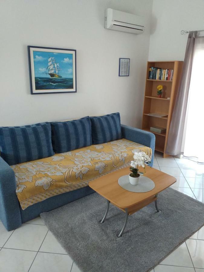 Apartments Vila Ana Vir Exterior photo